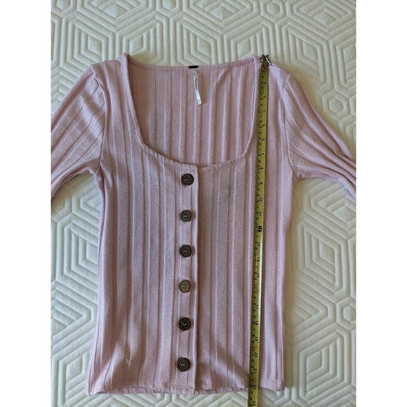 FREE PEOPLE Central Park Women's Blush Pink Ribbed Knit Button Down Top Size S - Picture 8 of 8